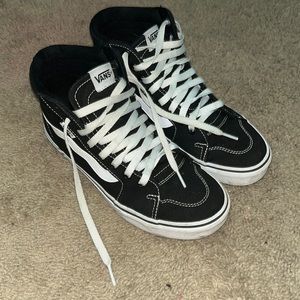 Black hightop Skate vans